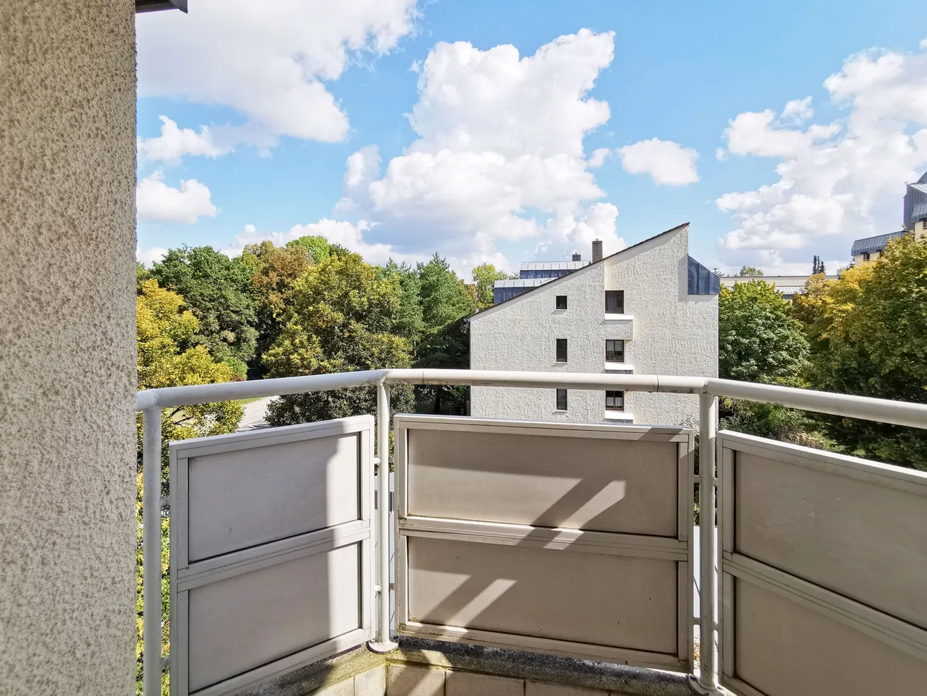 2 Zimmer Wohnung mit 64 m² in München – Bild 5