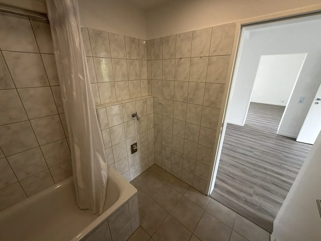 2 Zimmer Wohnung mit 61 m² in Köln – Bild 9