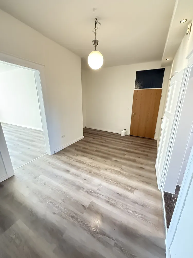 4 Zimmer Wohnung mit 100 m² in Hannover – Bild 6