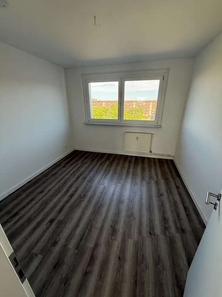 4 Zimmer Wohnung mit 72 m² in Halle (Saale) – Bild 3