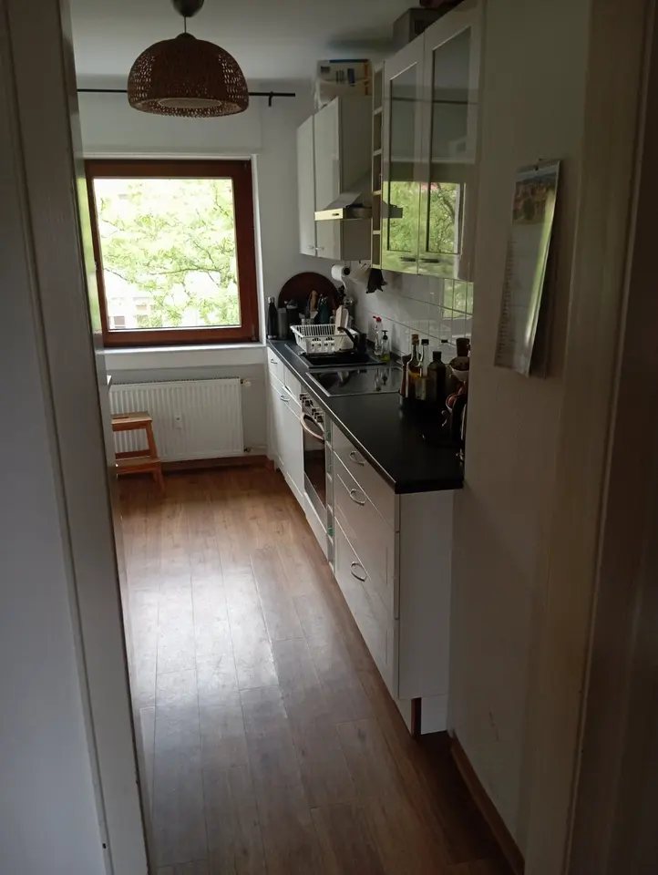 4 Zimmer Wohnung mit 90 m² in Karlsruhe – Bild 2