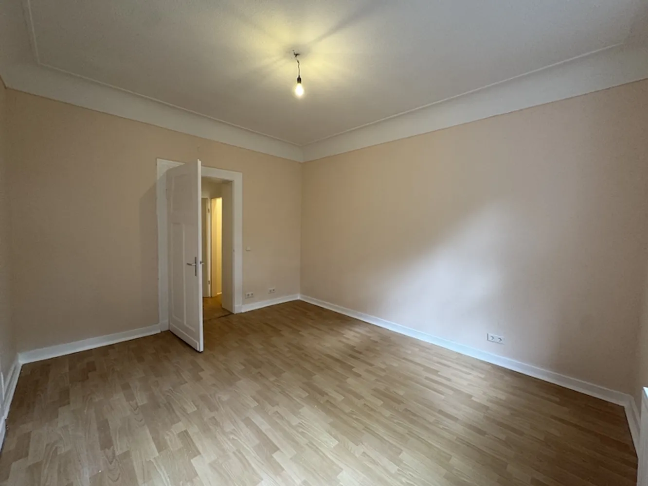 2 room apartment with 54 m² in Düsseldorf – Photo 6