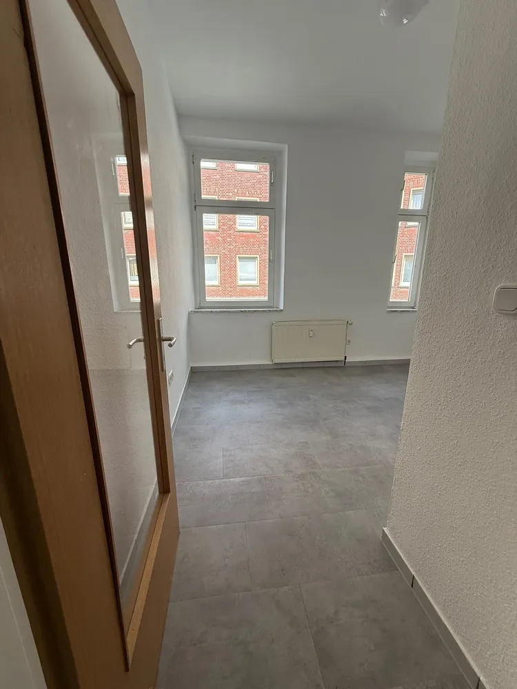 2 Zimmer Wohnung mit 76 m² in Oberhausen – Bild 3