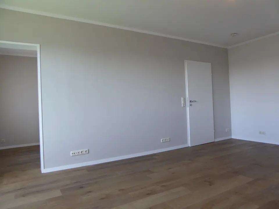 2 Zimmer Wohnung mit 42 m² in Wiesbaden – Bild 2