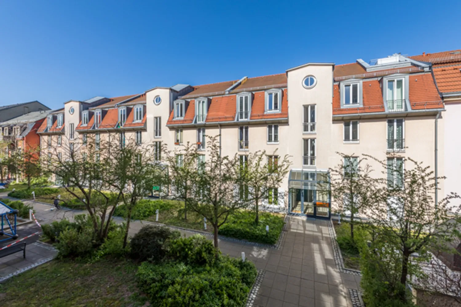 2 room apartment with 69 m² in Dresden – Photo 6