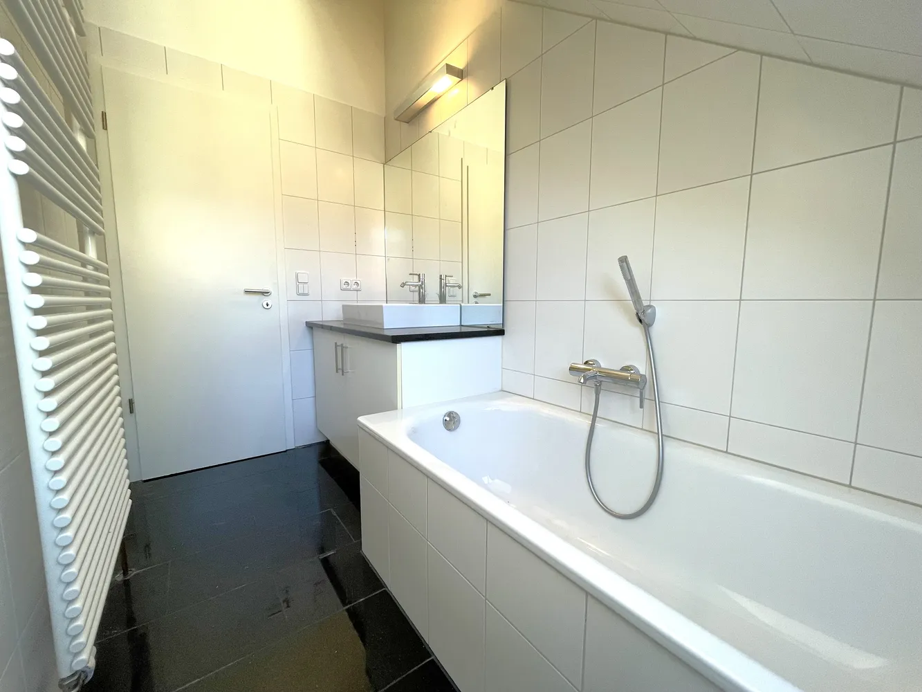 4 room apartment with 141 m² in Munich – Photo 4