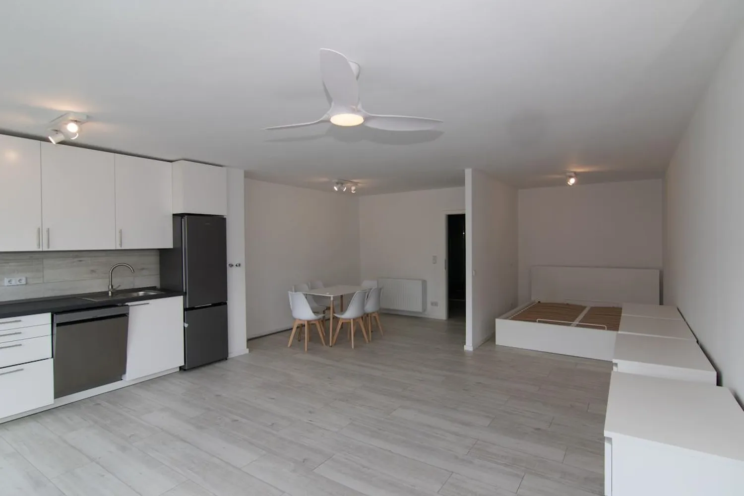 1 Zimmer Wohnung mit 60 m² in Berlin – Bild 1