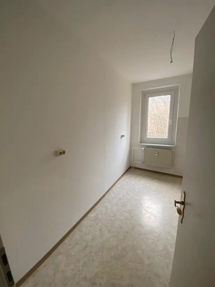 3 Zimmer Wohnung mit 48 m² in Suhl – Bild 6