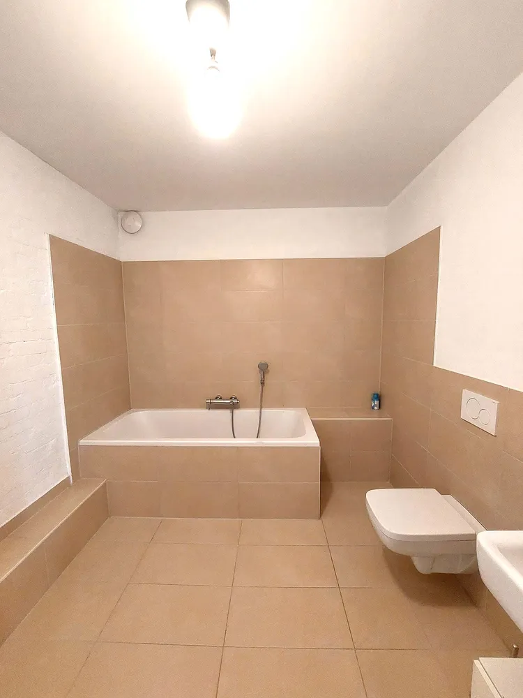 2 Zimmer Wohnung mit 88 m² in Berlin – Bild 11