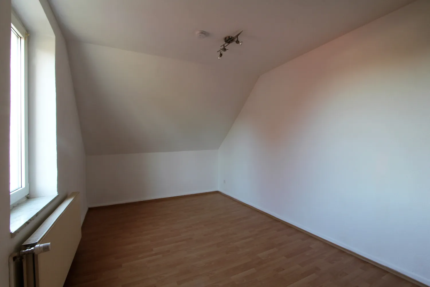 3 Zimmer Wohnung mit 106 m² in Bochum – Bild 3