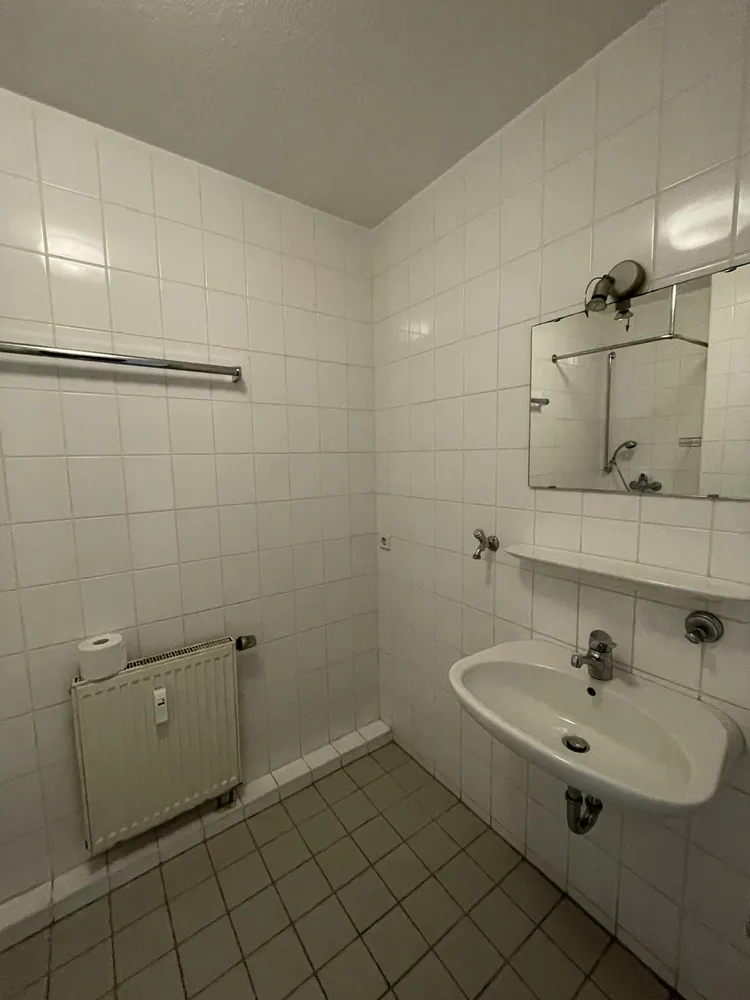 1 Zimmer Wohnung mit 36 m² in Halle (Saale) – Bild 5