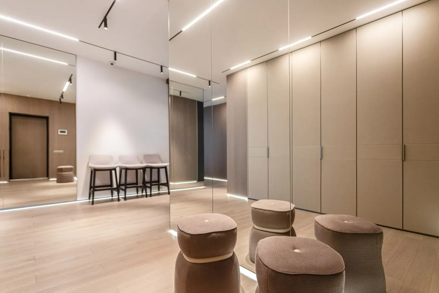 4 Zimmer Wohnung mit 144 m² in München – Bild 12