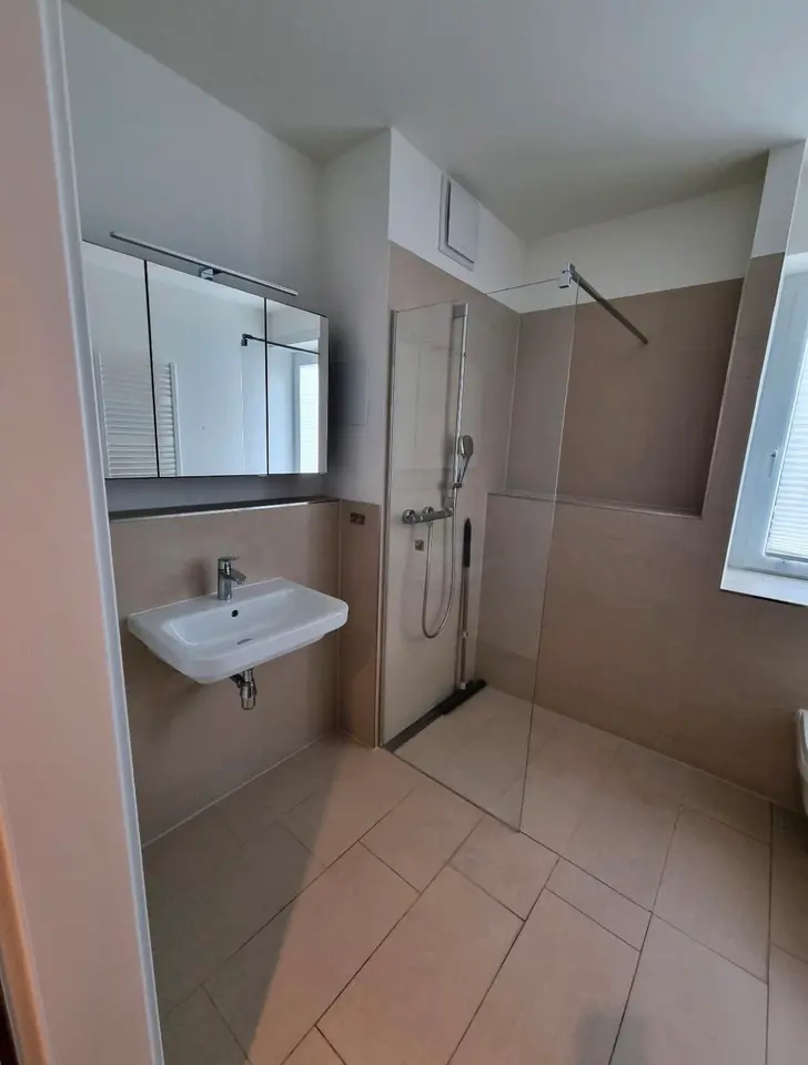 2 Zimmer Wohnung mit 54 m² in Kiel – Bild 6