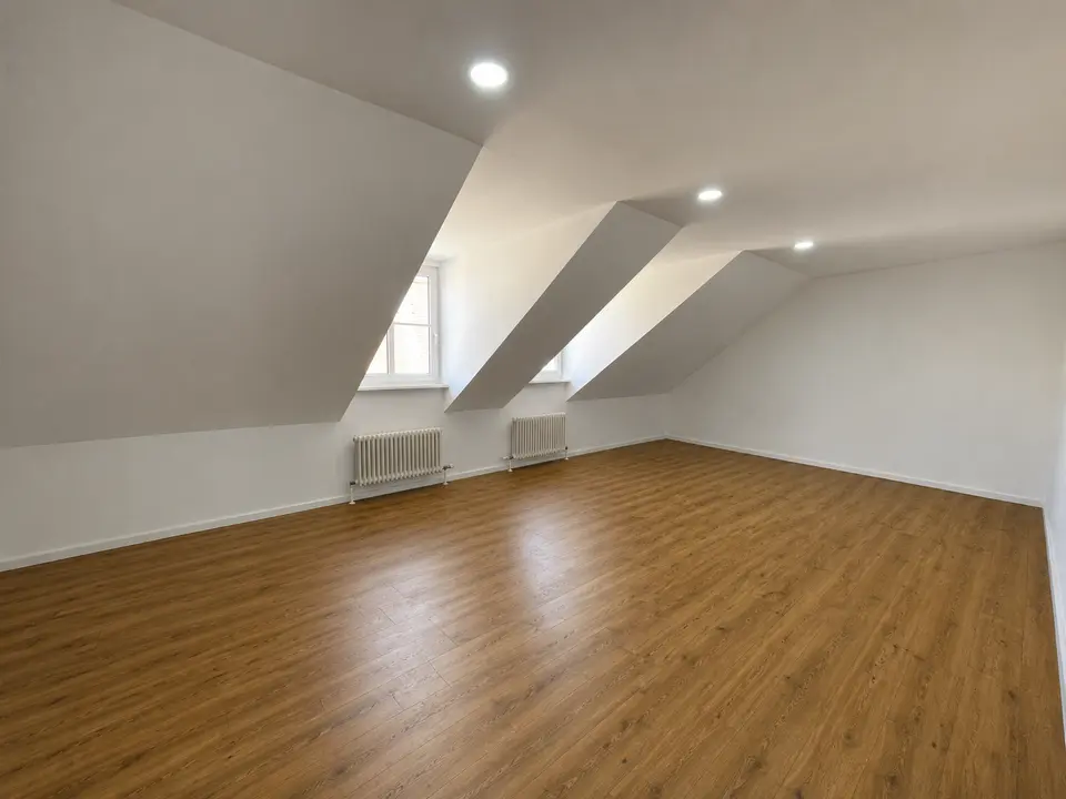5 Zimmer Wohnung mit 105 m² in Bayreuth – Bild 2