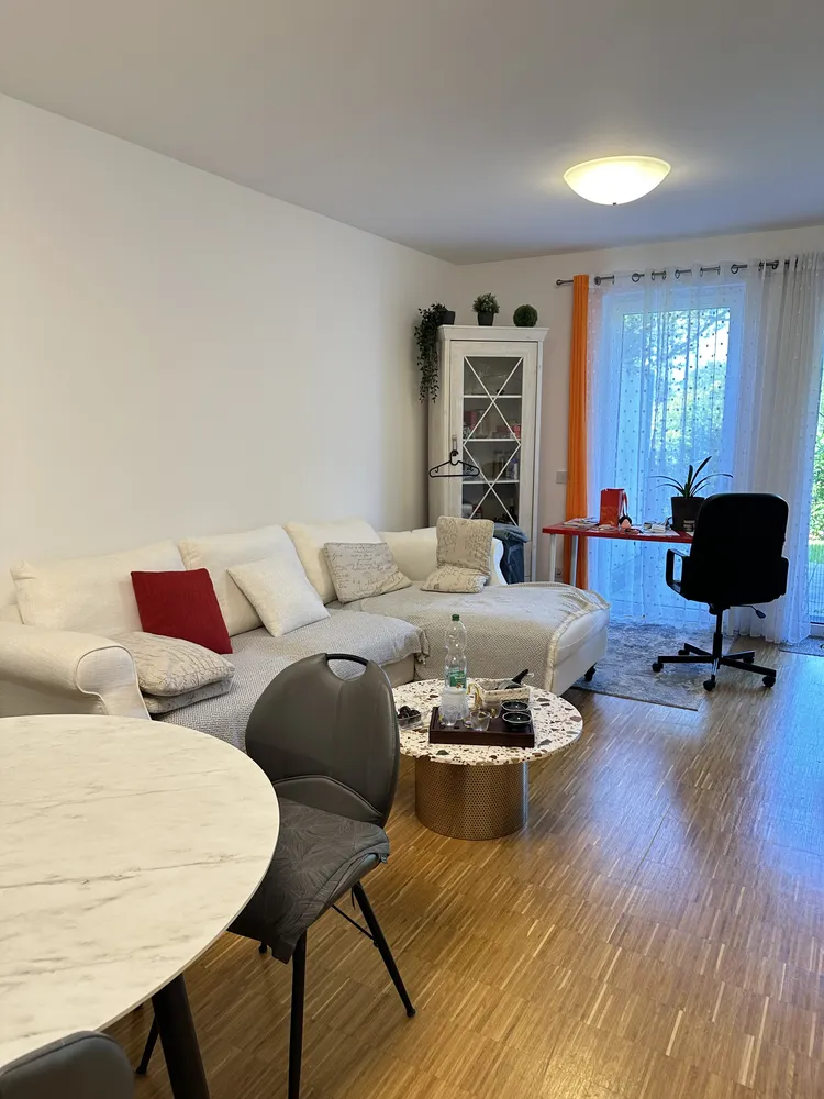 2 Zimmer Wohnung mit 65 m² in Köln – Bild 2