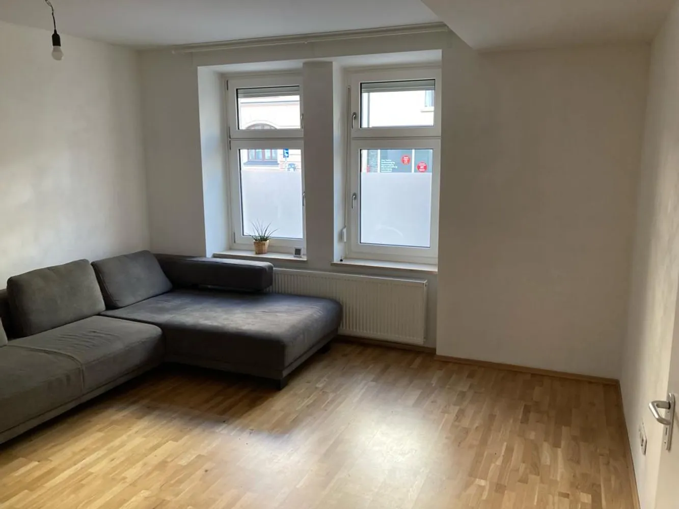 2 Zimmer Wohnung mit 70 m² in München – Bild 2
