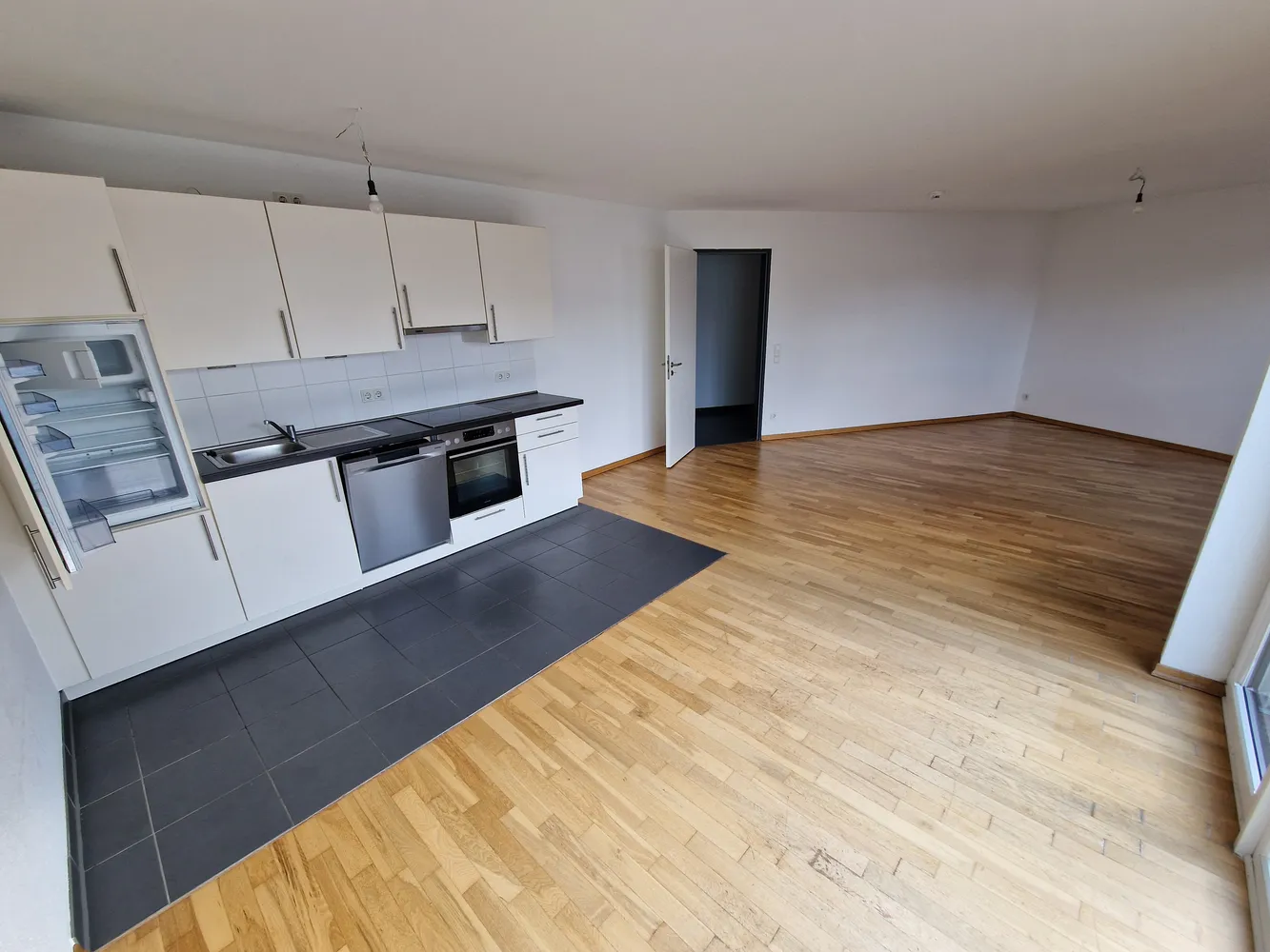 3 Zimmer Wohnung mit 95 m² in Hamburg – Bild 2