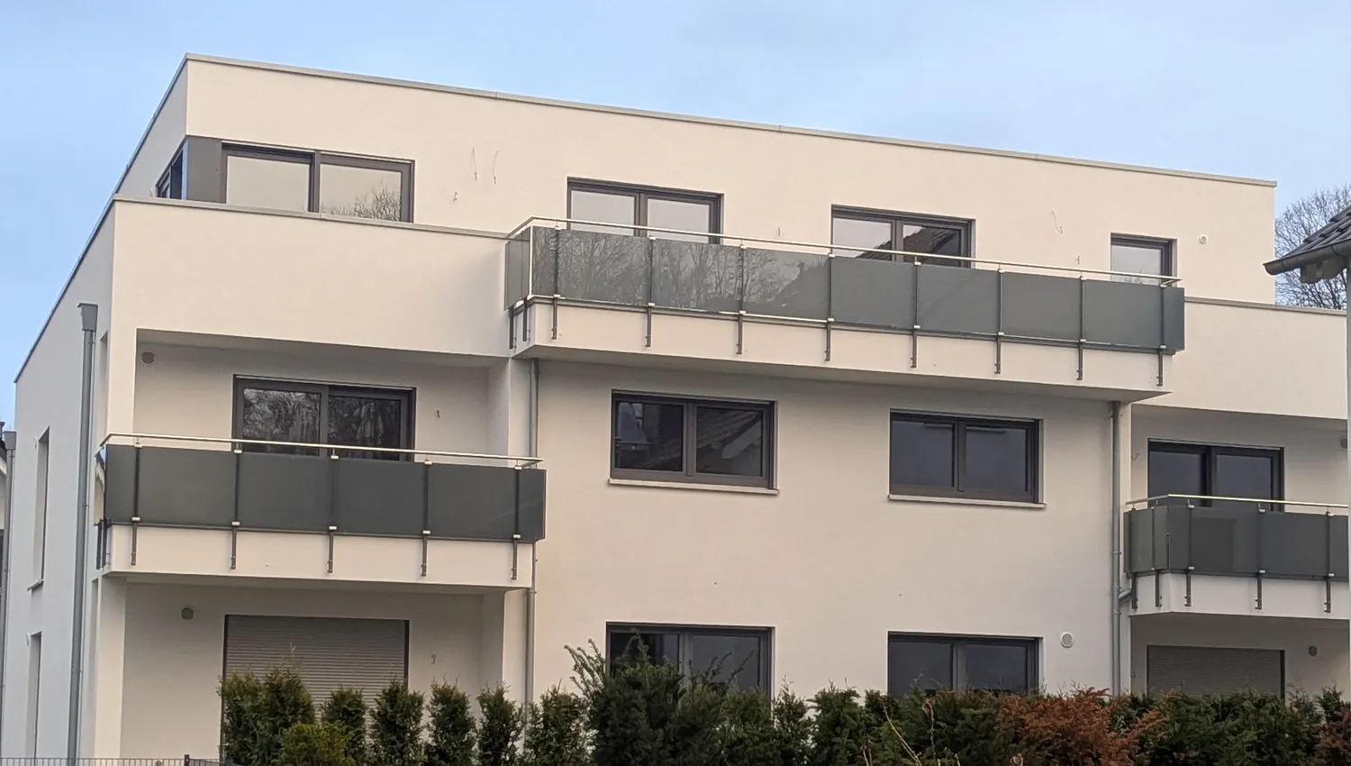 3 Zimmer Wohnung mit 100 m² in Leverkusen – Bild 1
