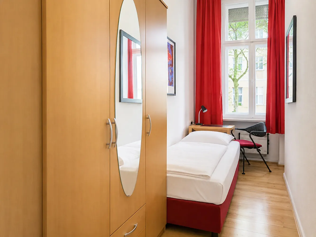 Shared room with 12 m² in Berlin – Photo 3