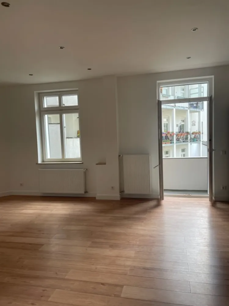 2 Zimmer Wohnung mit 67 m² in Düsseldorf – Bild 12