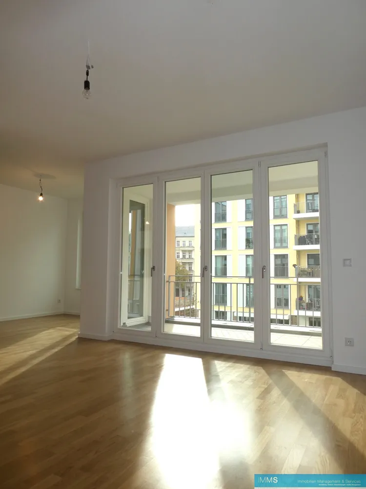 2 Zimmer Wohnung mit 71 m² in Berlin – Bild 1
