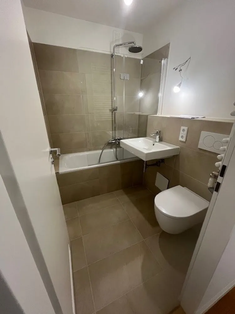 2 Zimmer Wohnung mit 50 m² in München – Bild 7