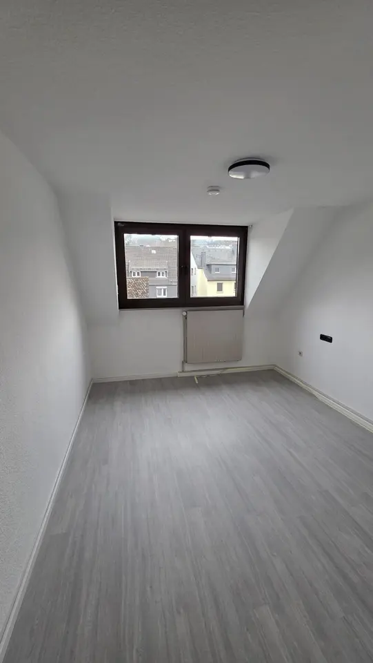 4 Zimmer Wohnung mit 85 m² in Siegen – Bild 2