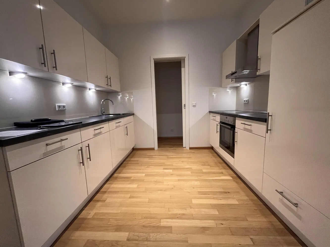 4 Zimmer Wohnung mit 129 m² in Hamburg – Bild 7