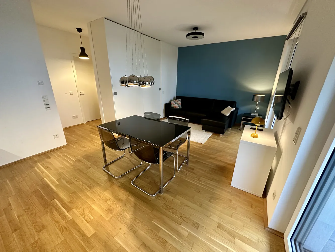 2 room apartment with 41 m² in Cologne – Photo 2