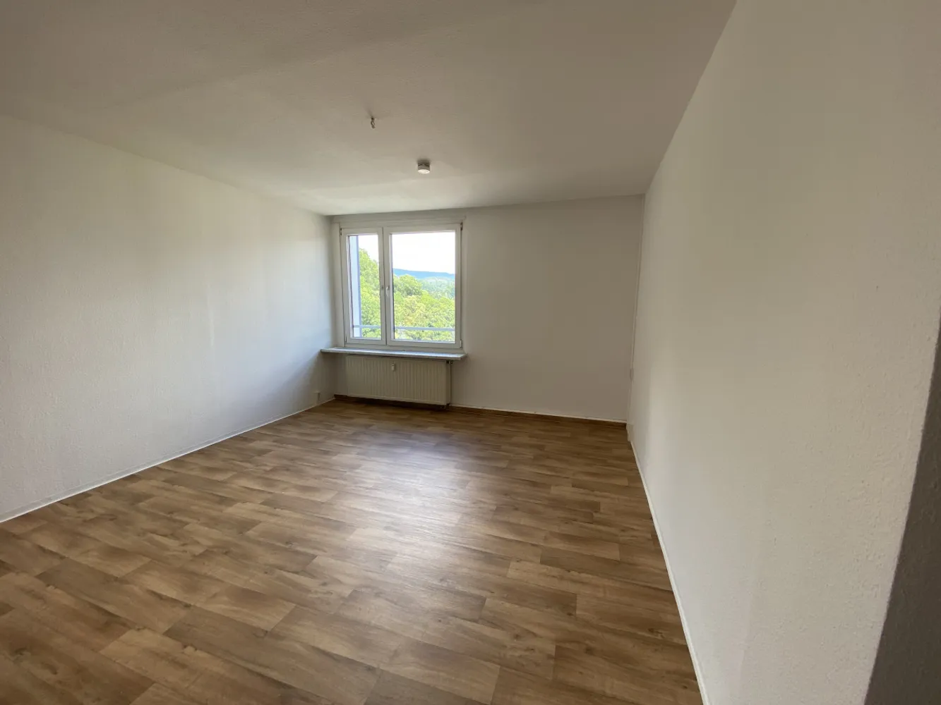 2 Zimmer Wohnung mit 54 m² in Suhl – Bild 4