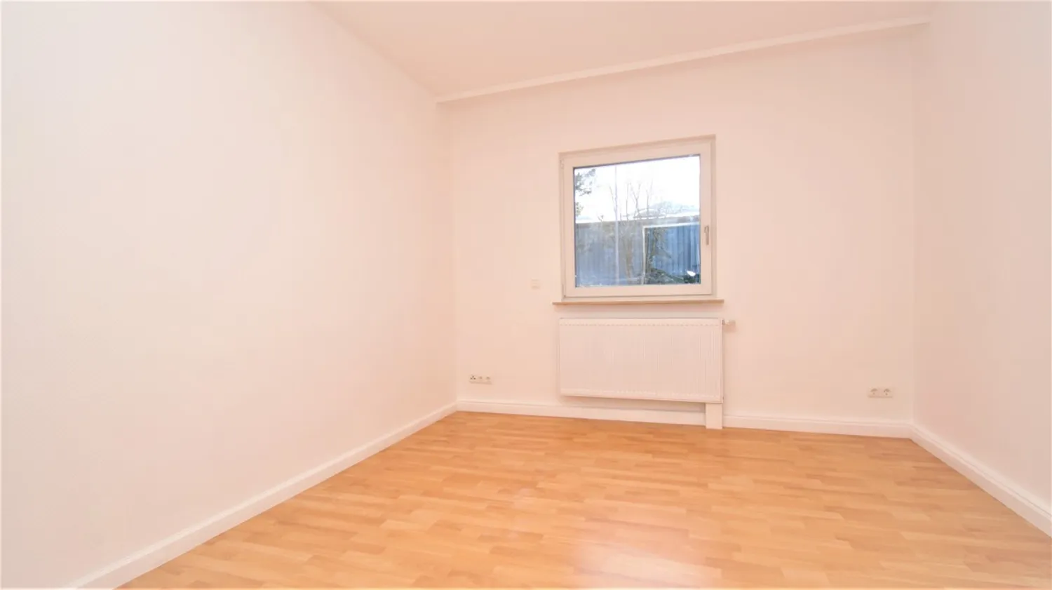 8 Zimmer Haus mit 200 m² in Wiesbaden – Bild 10