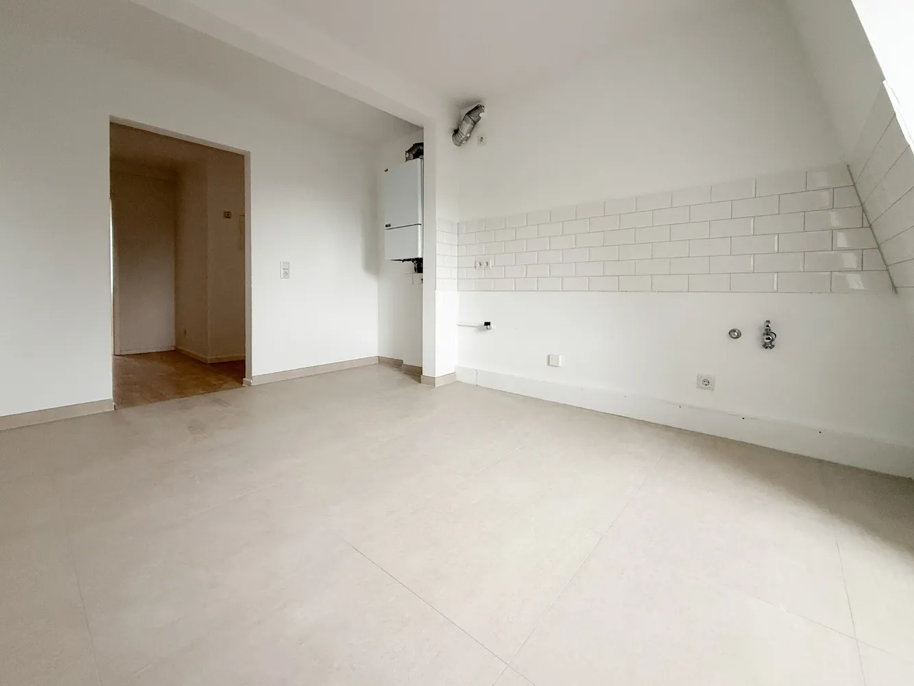 4 room apartment with 93 m² in Magdeburg – Photo 9