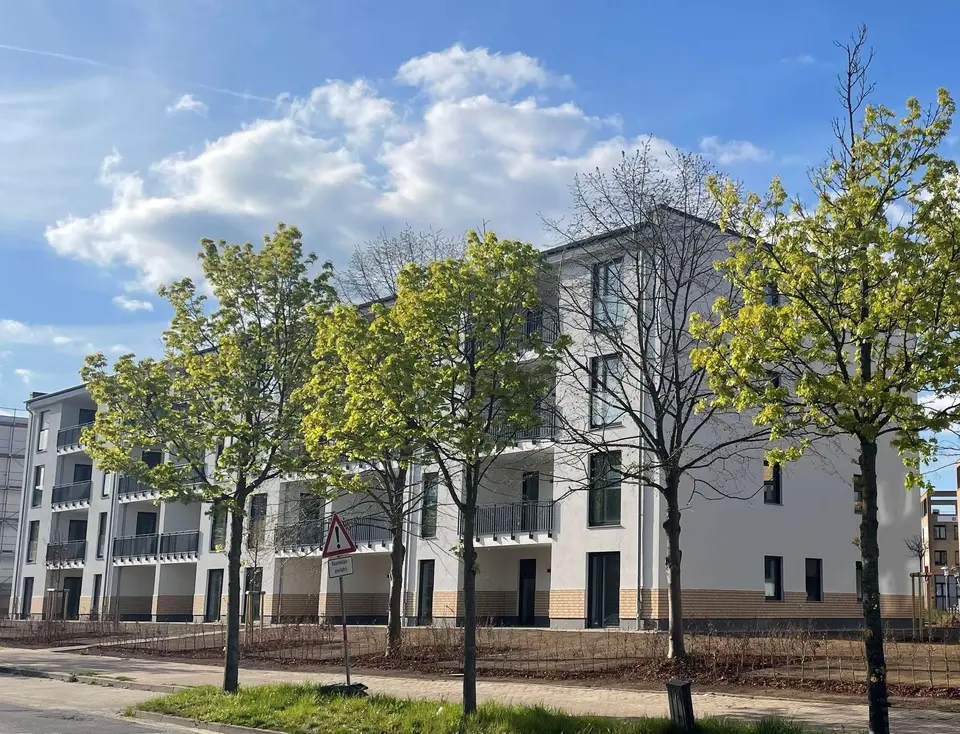 2 room apartment with 80 m² in Schwerin – Photo 2