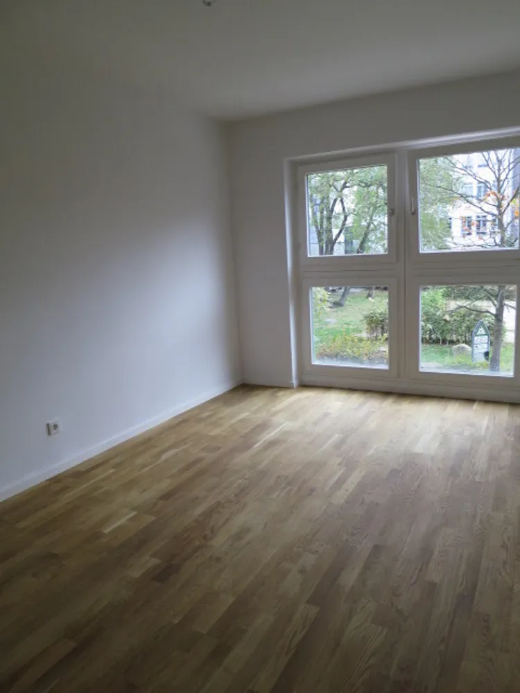 4 Zimmer Wohnung mit 108 m² in Berlin – Bild 2