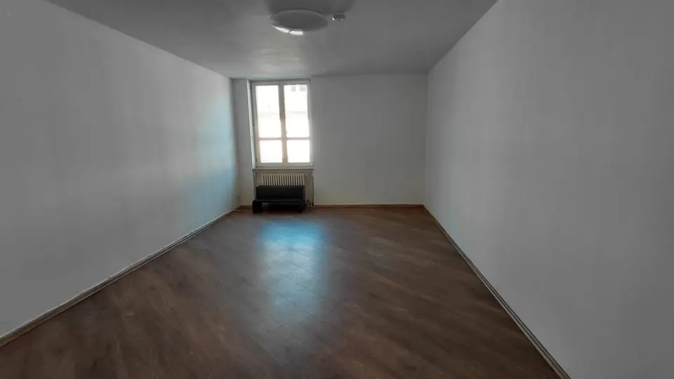 3 Zimmer Wohnung mit 147 m² in Hof – Bild 2