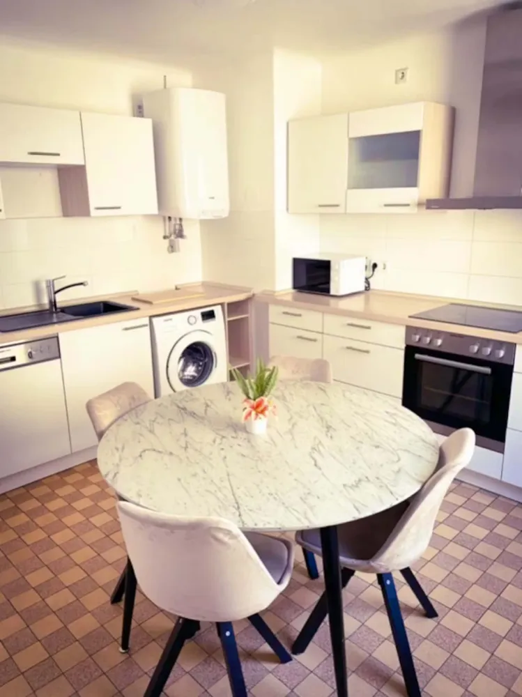 WG-Zimmer mit 30 m² in Frankfurt am Main – Bild 5