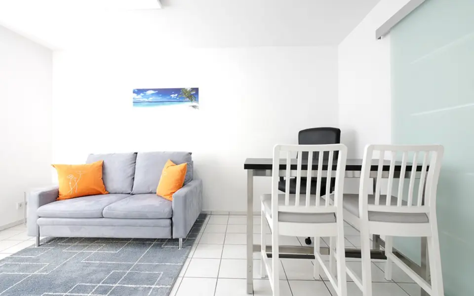 WG-Zimmer mit 36 m² in Herrenberg – Bild 2