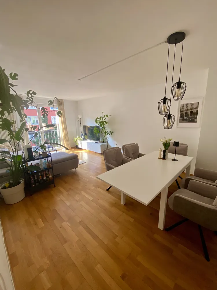 2 Zimmer Wohnung mit 70 m² in Frankfurt am Main – Bild 1