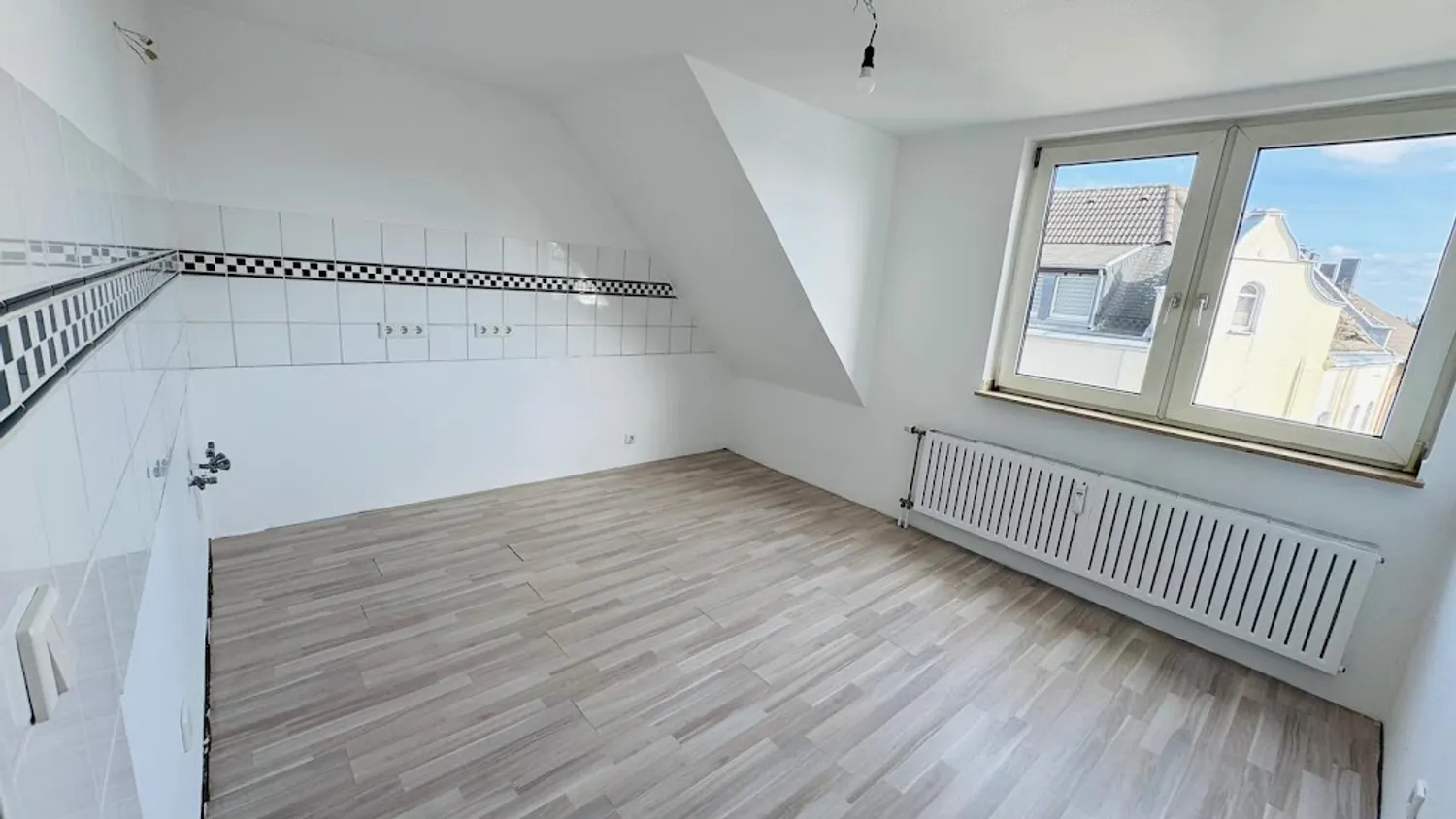 4 Zimmer Wohnung mit 106 m² in Düsseldorf – Bild 7