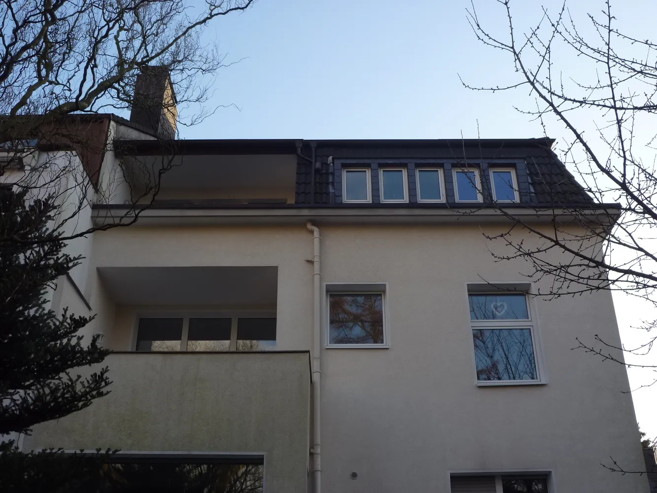 3 Zimmer Wohnung mit 107 m² in Essen – Bild 4