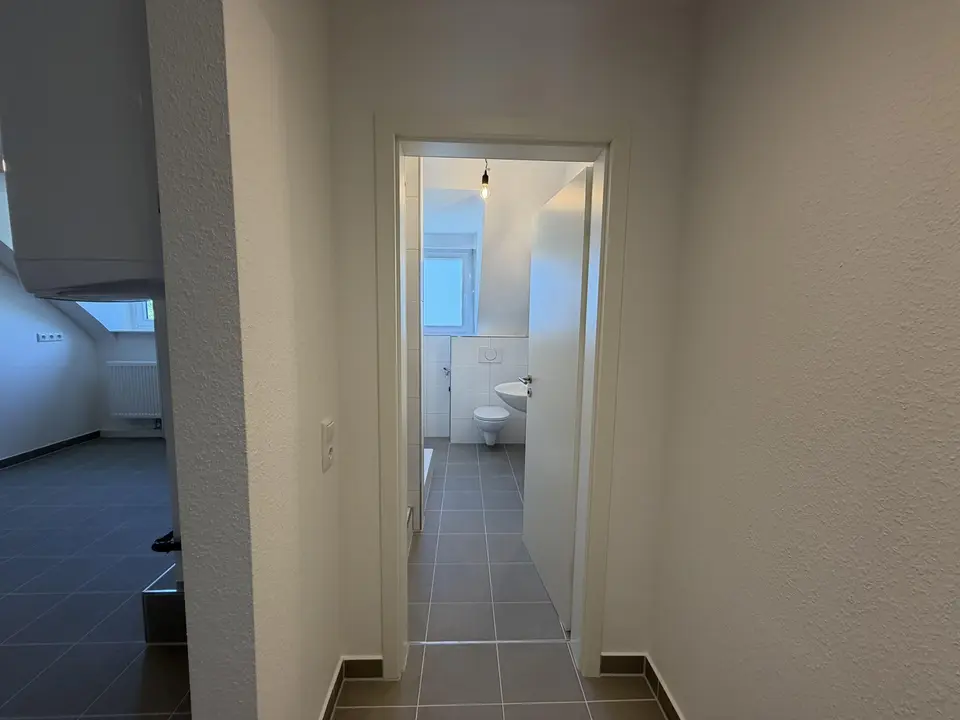 2 Zimmer Wohnung mit 60 m² in Karlsruhe – Bild 5