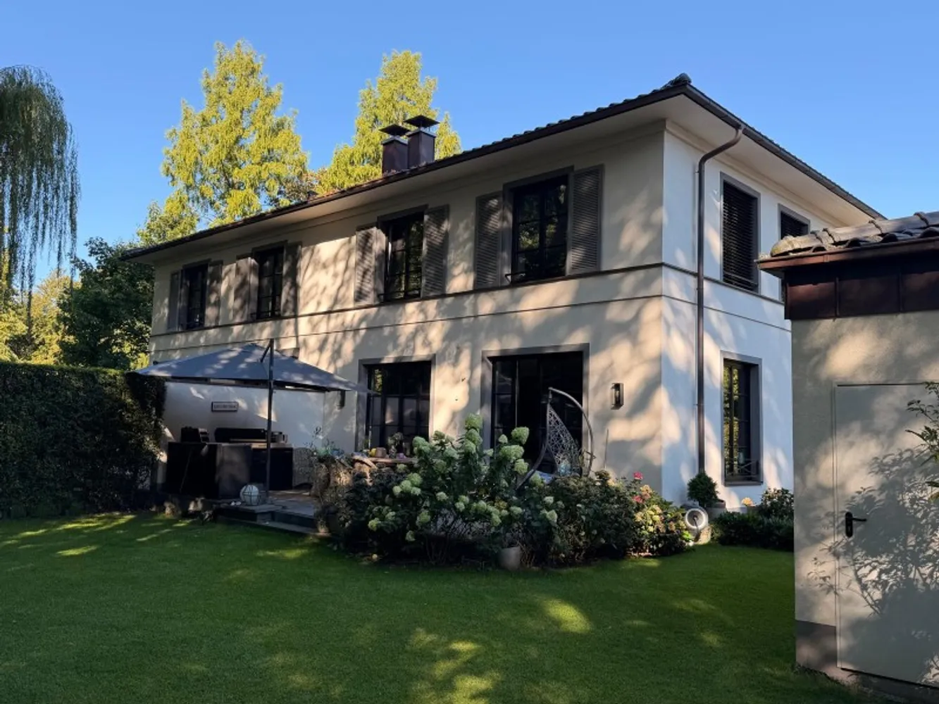 9 Zimmer Haus mit 300 m² in Meerbusch – Bild 9