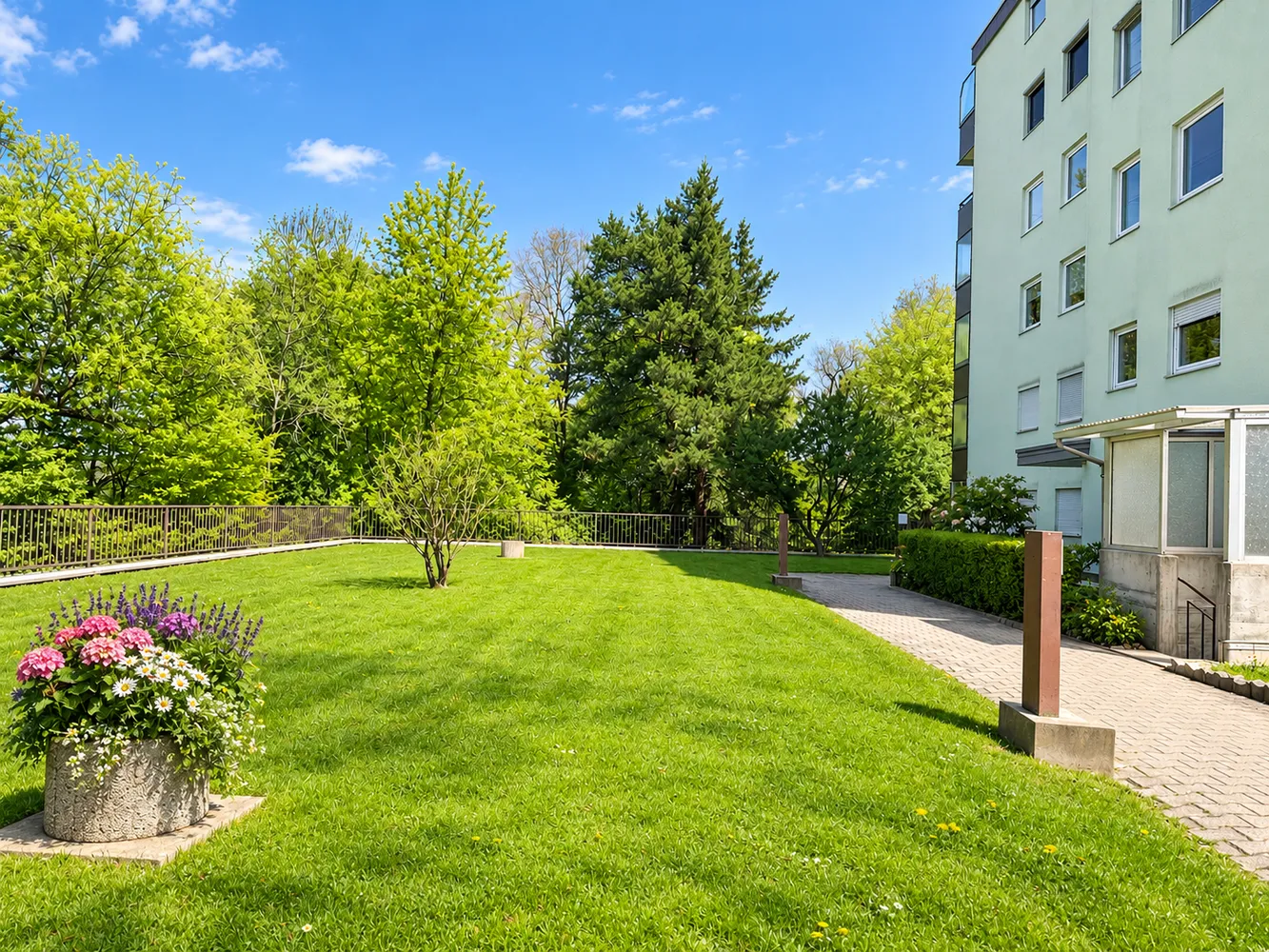 4 Zimmer Wohnung mit 81 m² in Stuttgart – Bild 2