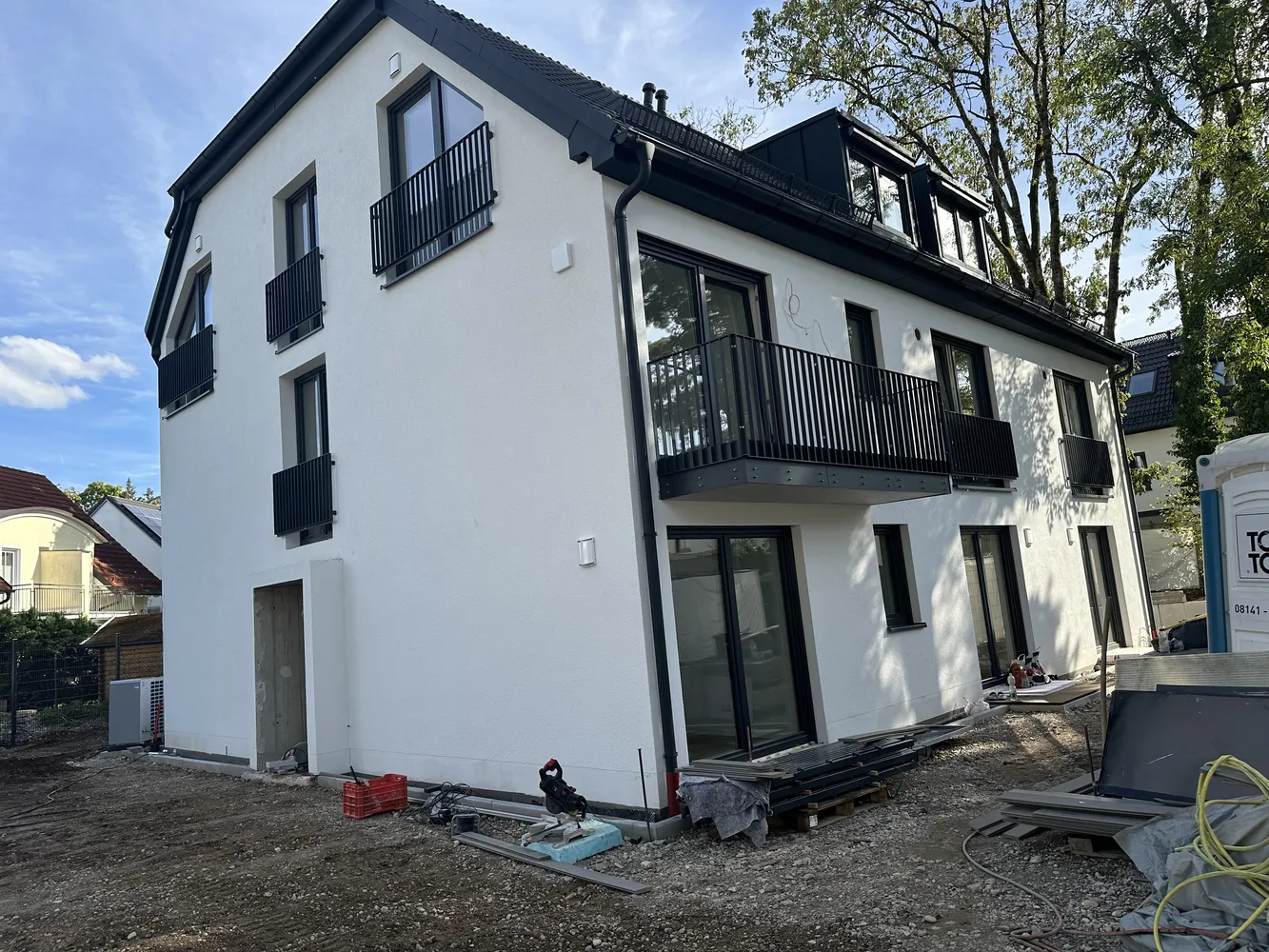 5 Zimmer Wohnung mit 120 m² in München – Bild 2