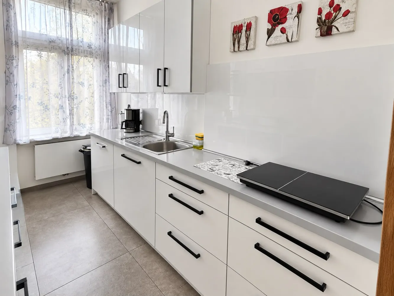 1 room apartment with 20 m² in Lübeck – Photo 9