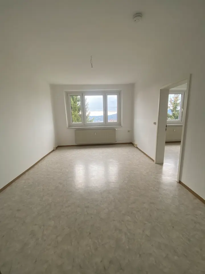 3 Zimmer Wohnung mit 48 m² in Suhl – Bild 1