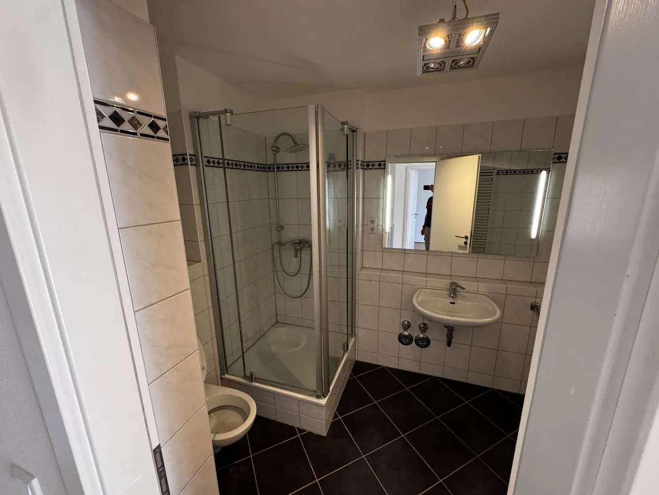 3 Zimmer Wohnung mit 92 m² in Köln – Bild 3