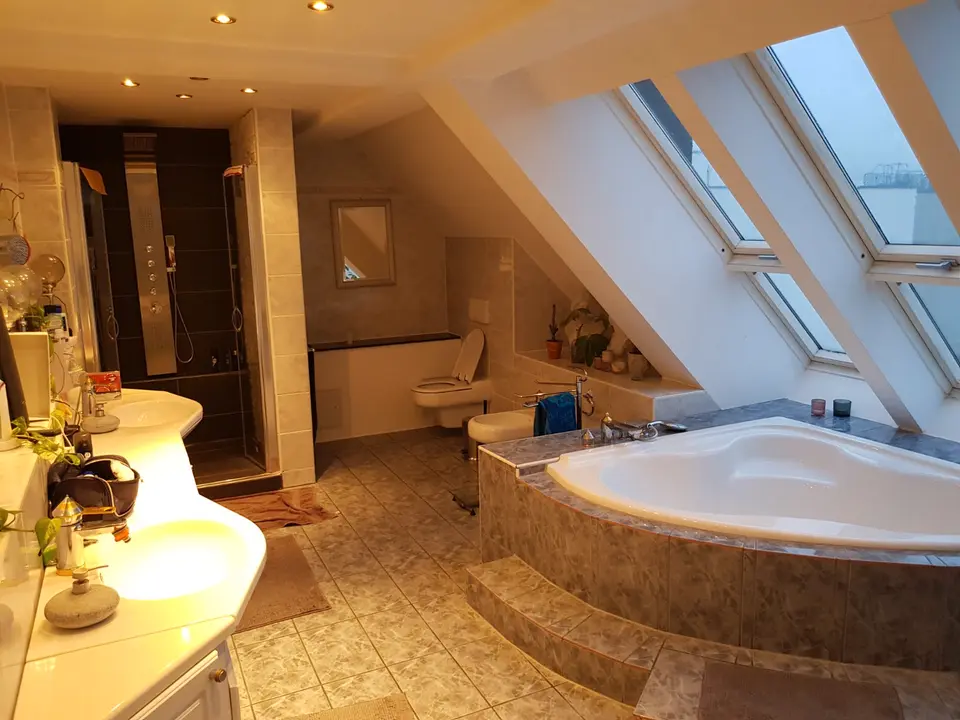 WG-Zimmer mit 140 m² in Bergheim – Bild 10