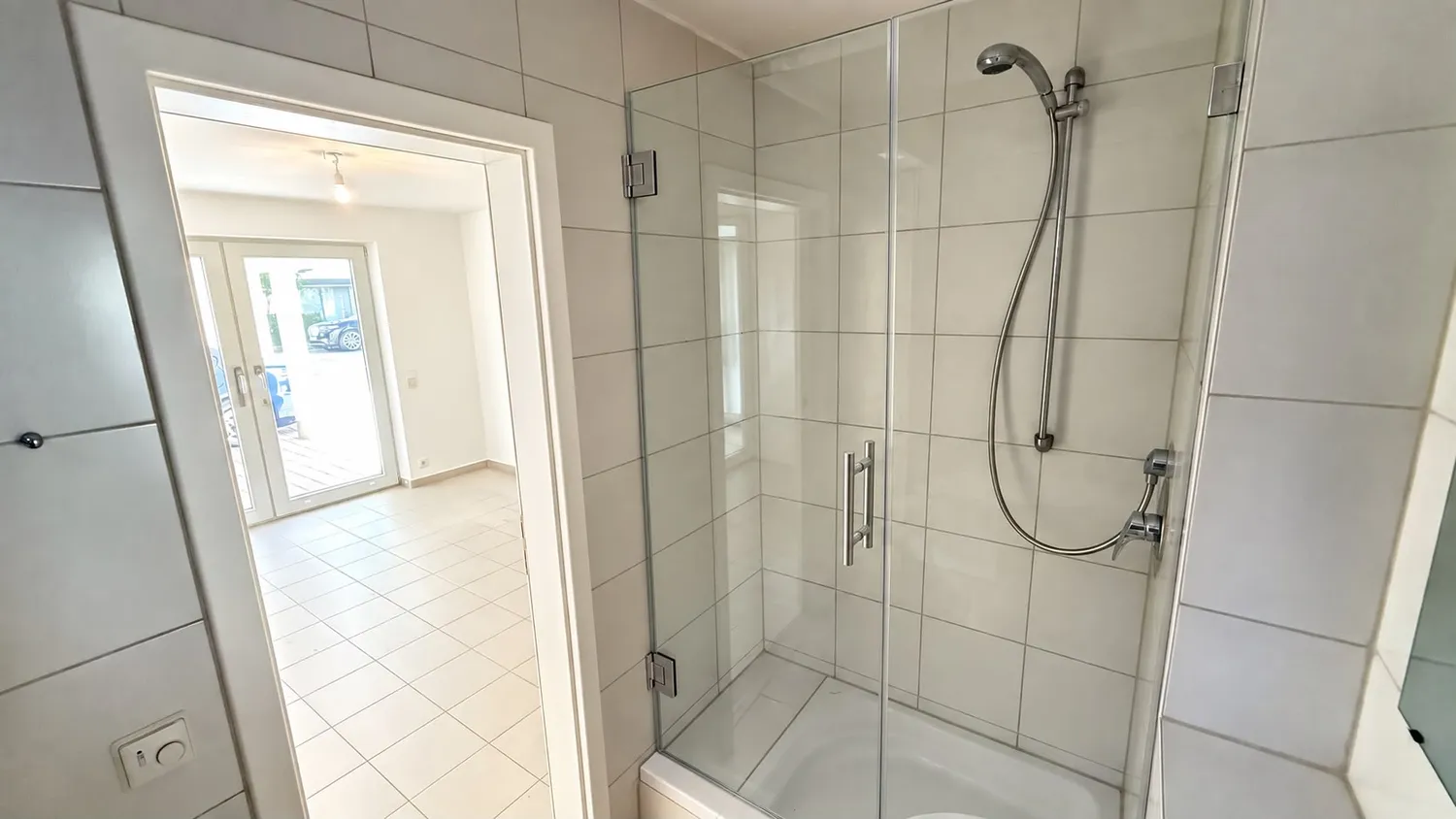 1 room apartment with 20 m² in Stuttgart – Photo 3