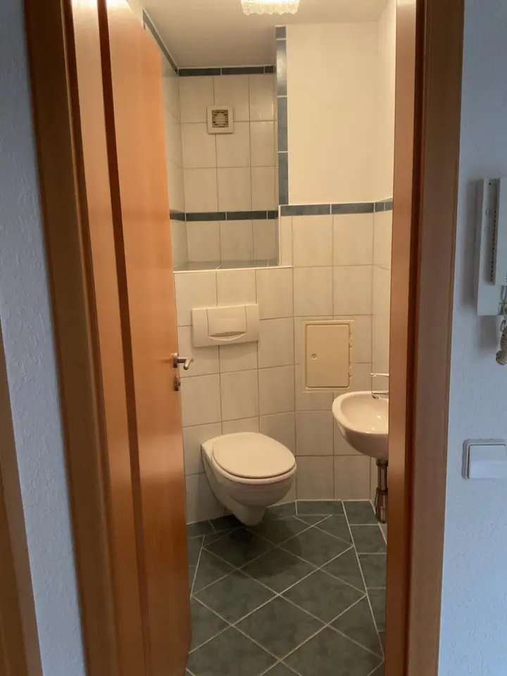 2 Zimmer Wohnung mit 80 m² in Singen – Bild 9